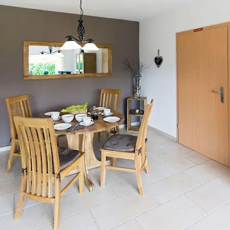 Apartment Lovely In